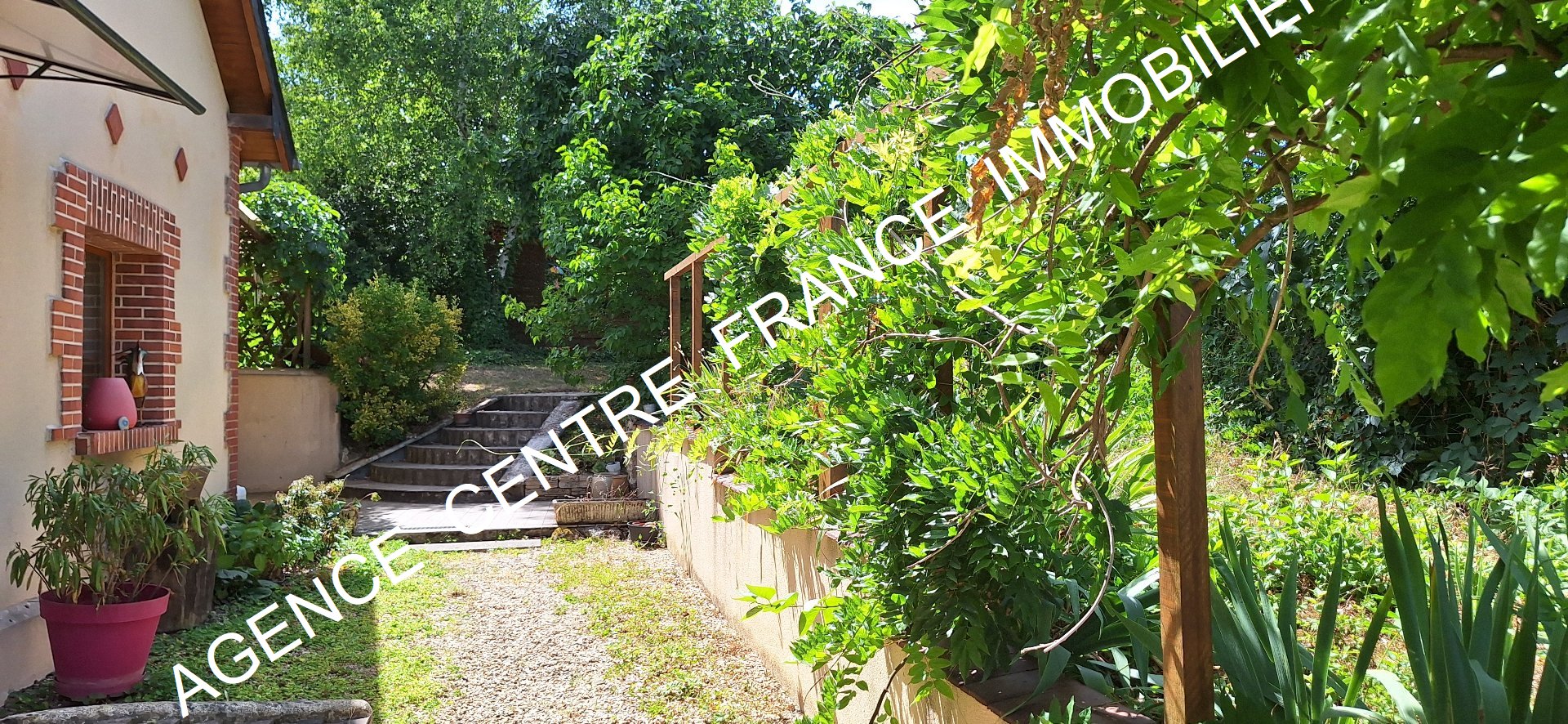 Agence immobilière de Agence Centre France Immobilier