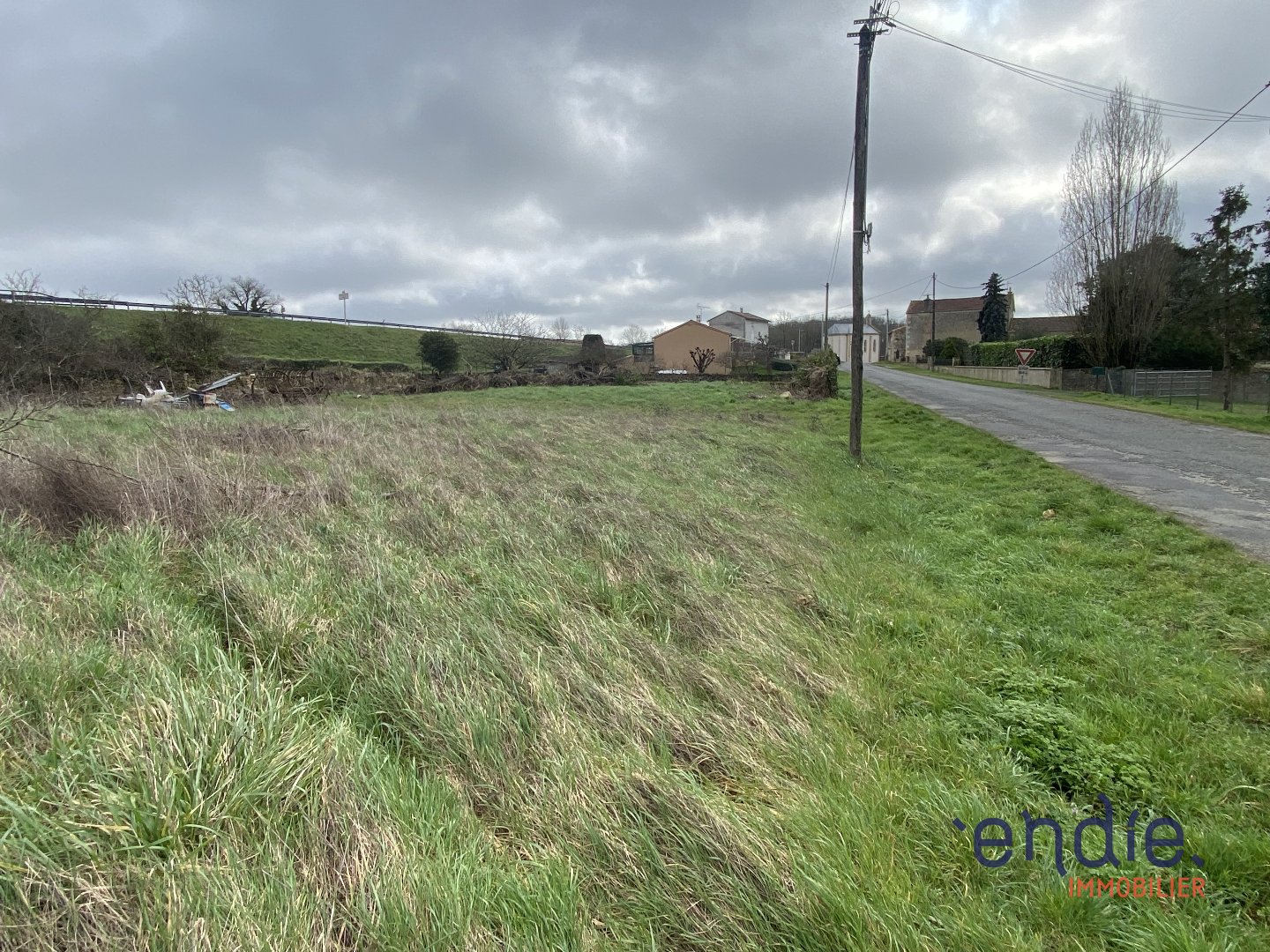Terrain — Sainte-Eanne
