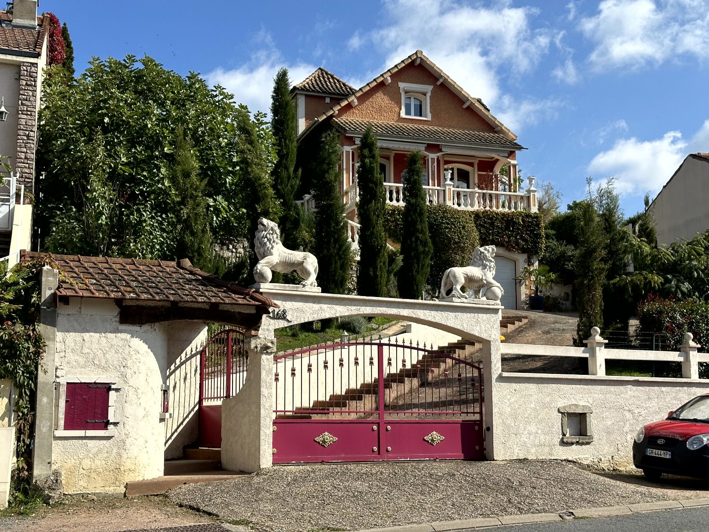 Maison 150m² — Abrest