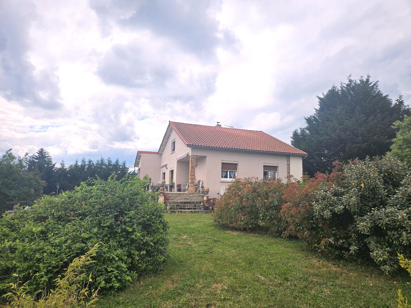 Maison 166m² — Quinssaines