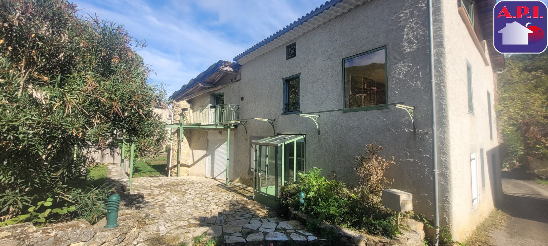 Agence immobilière de ARIEGE PYRENEES IMMOBILIER (API)