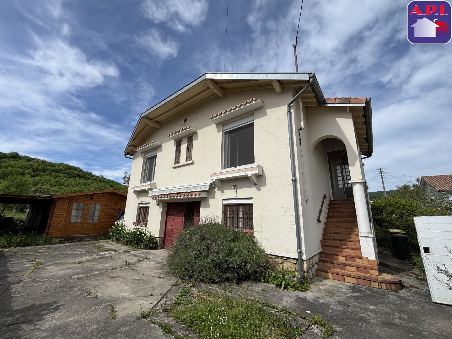 Agence immobilière de ARIEGE PYRENEES IMMOBILIER (API)