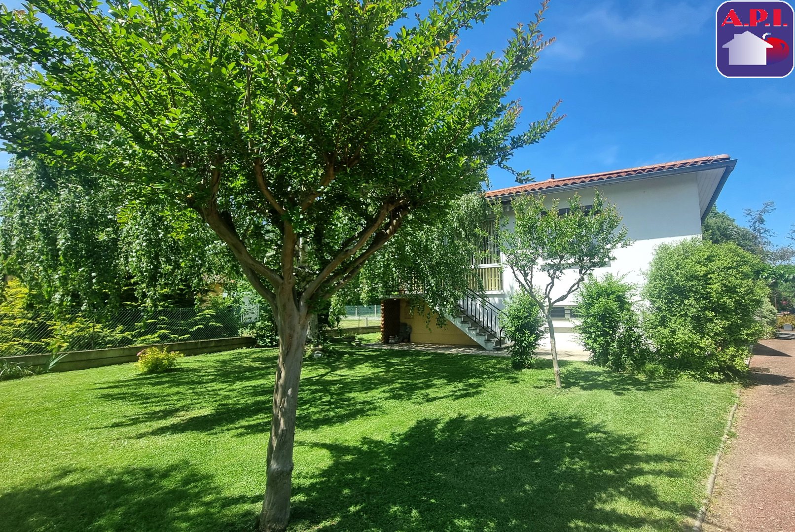 Agence immobilière de ARIEGE PYRENEES IMMOBILIER (API)