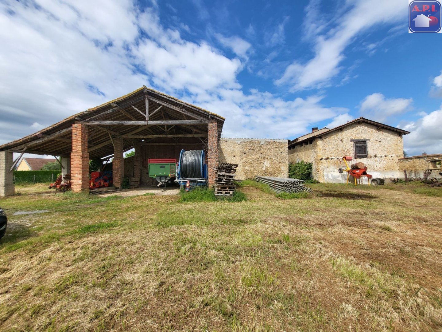 Agence immobilière de ARIEGE PYRENEES IMMOBILIER (API)