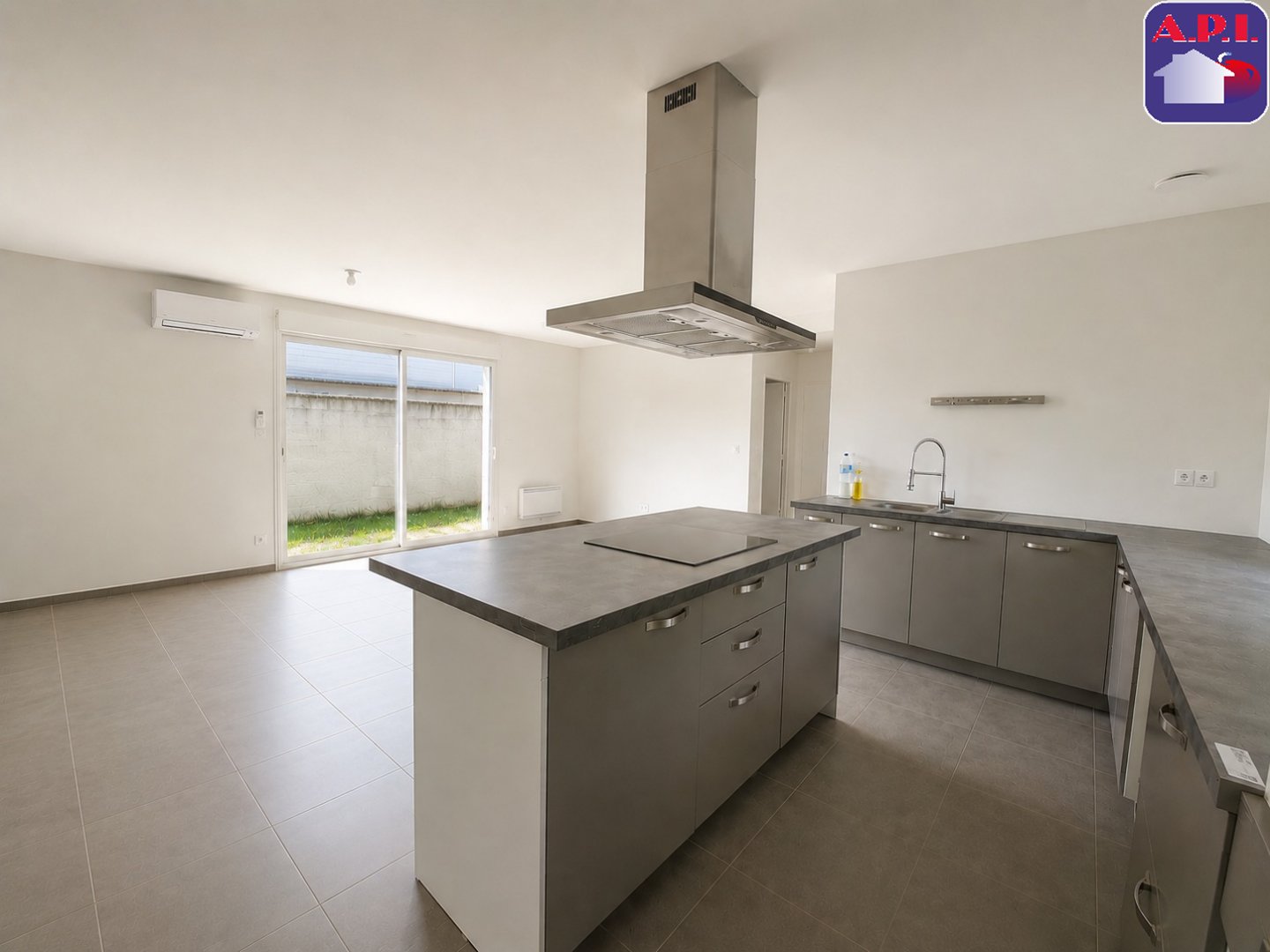 Agence immobilière de ARIEGE PYRENEES IMMOBILIER (API)