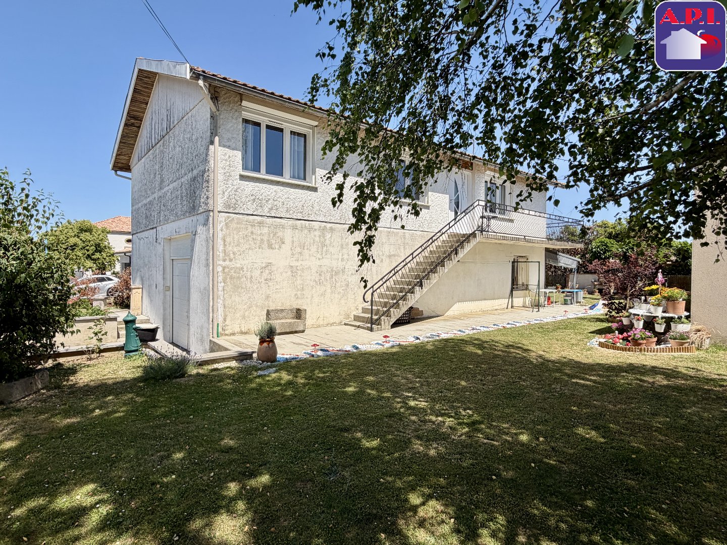 Agence immobilière de ARIEGE PYRENEES IMMOBILIER (API)
