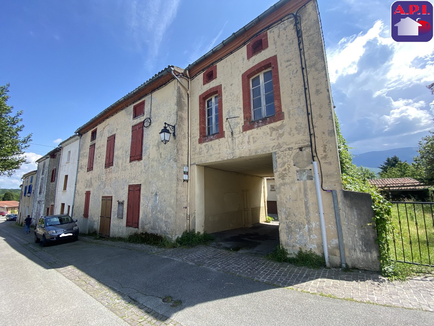 Agence immobilière de ARIEGE PYRENEES IMMOBILIER (API)