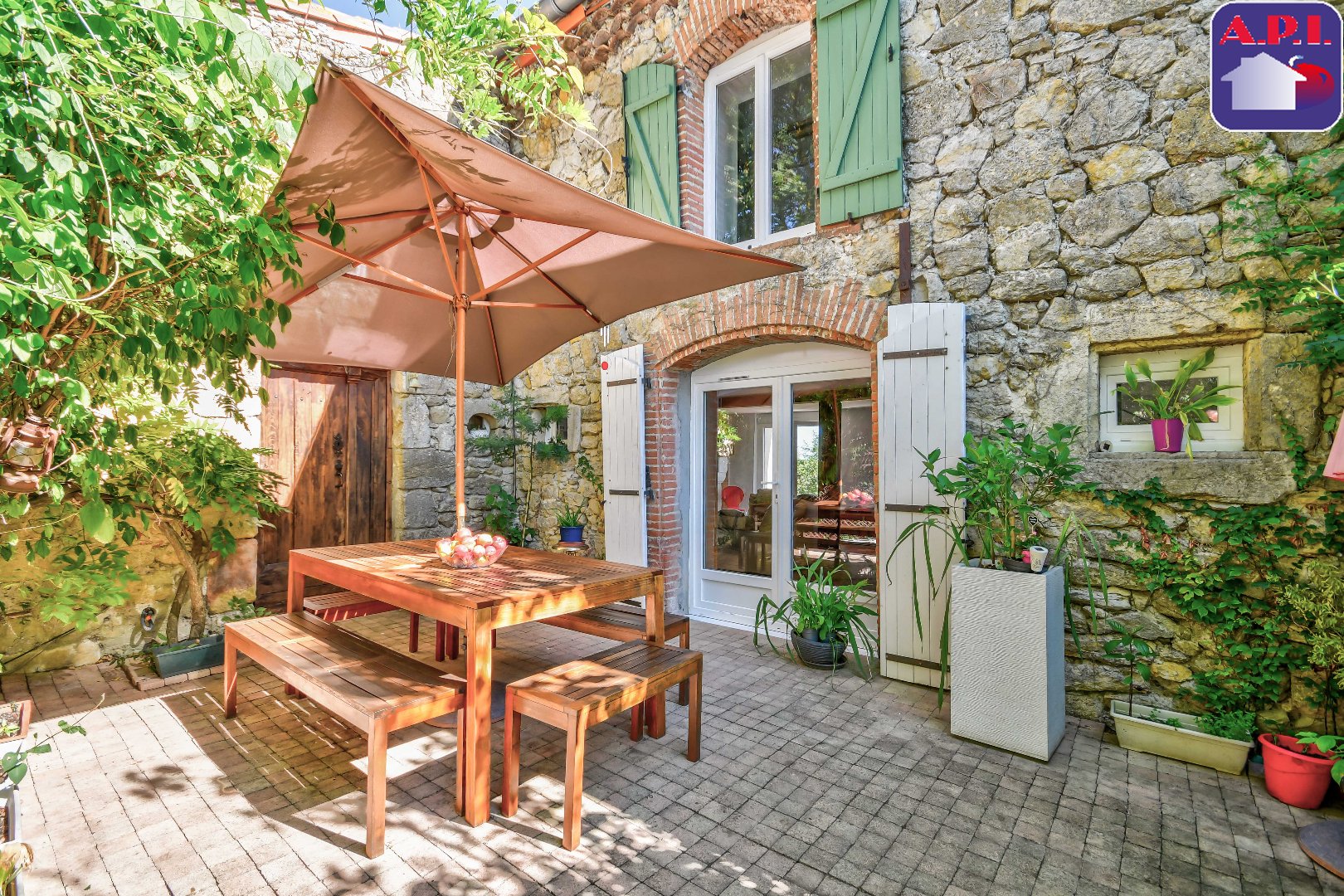 Agence immobilière de ARIEGE PYRENEES IMMOBILIER (API)