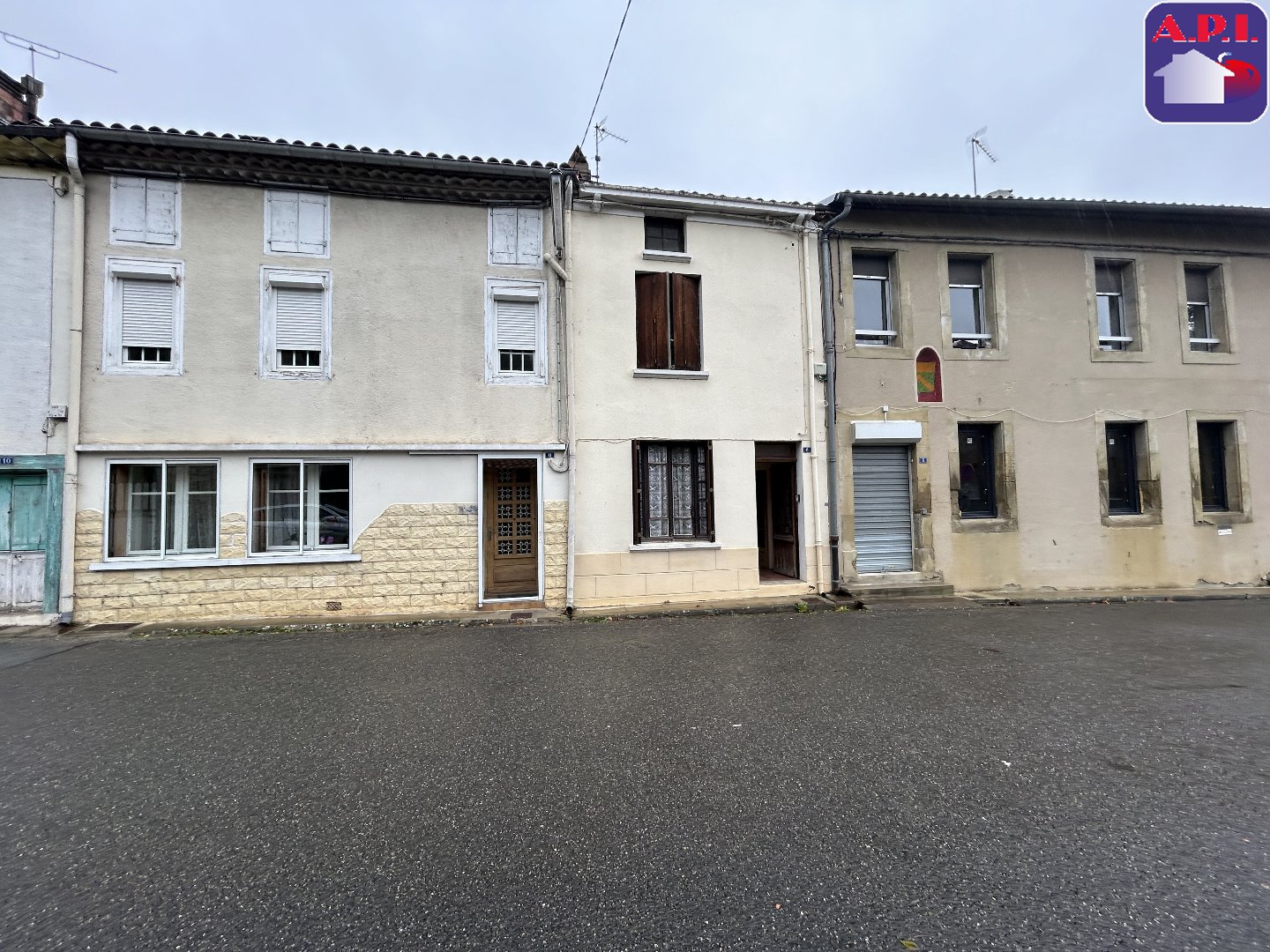 Agence immobilière de ARIEGE PYRENEES IMMOBILIER (API)