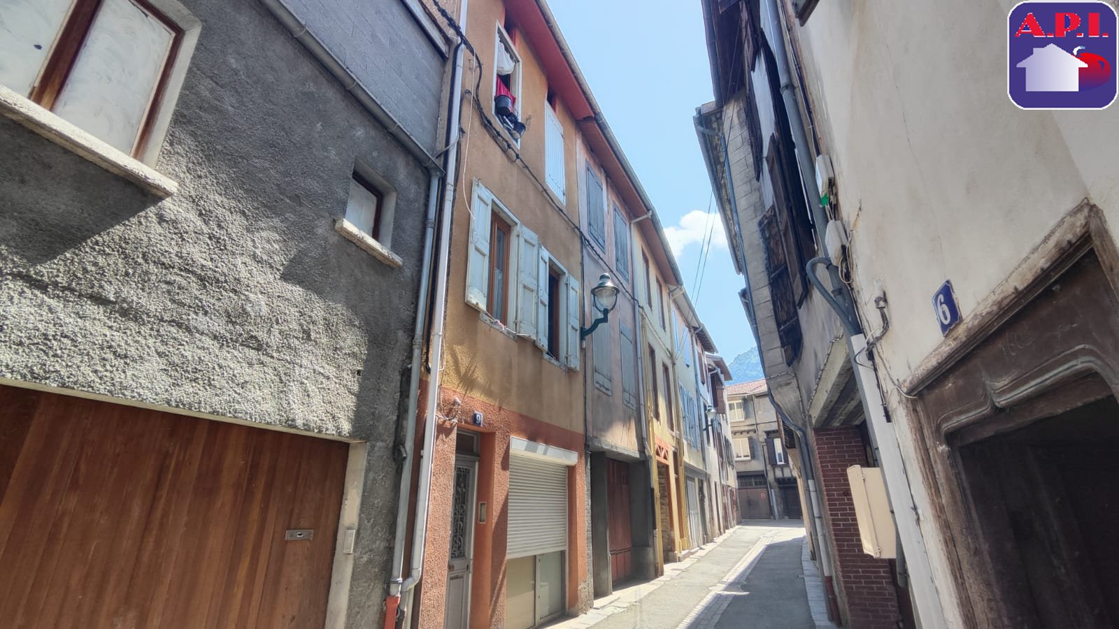 Agence immobilière de ARIEGE PYRENEES IMMOBILIER (API)