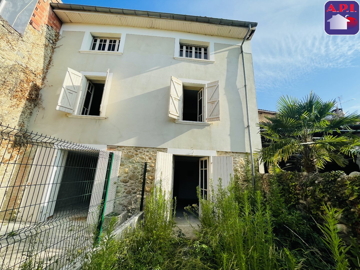 Agence immobilière de ARIEGE PYRENEES IMMOBILIER (API)
