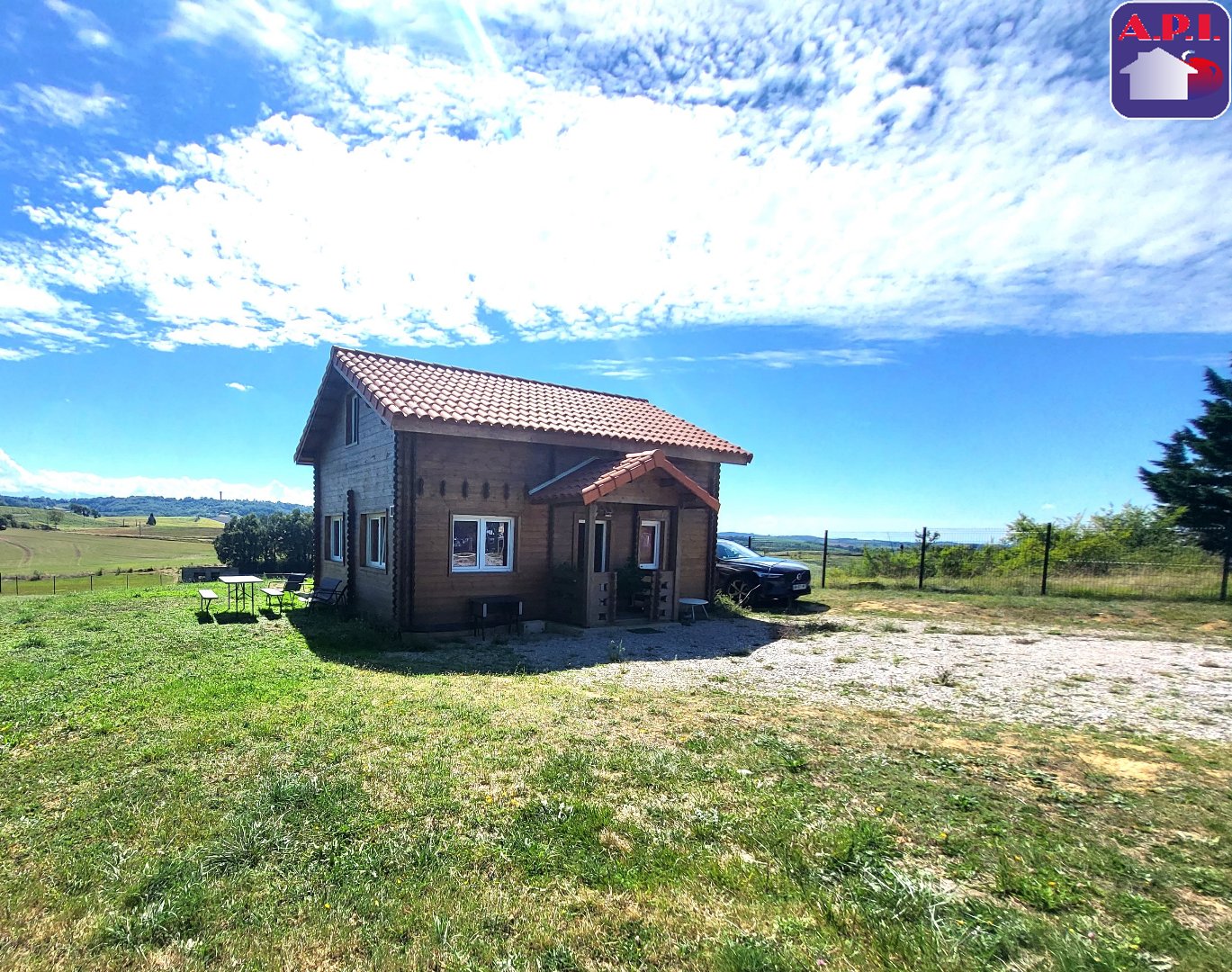 Agence immobilière de ARIEGE PYRENEES IMMOBILIER (API)