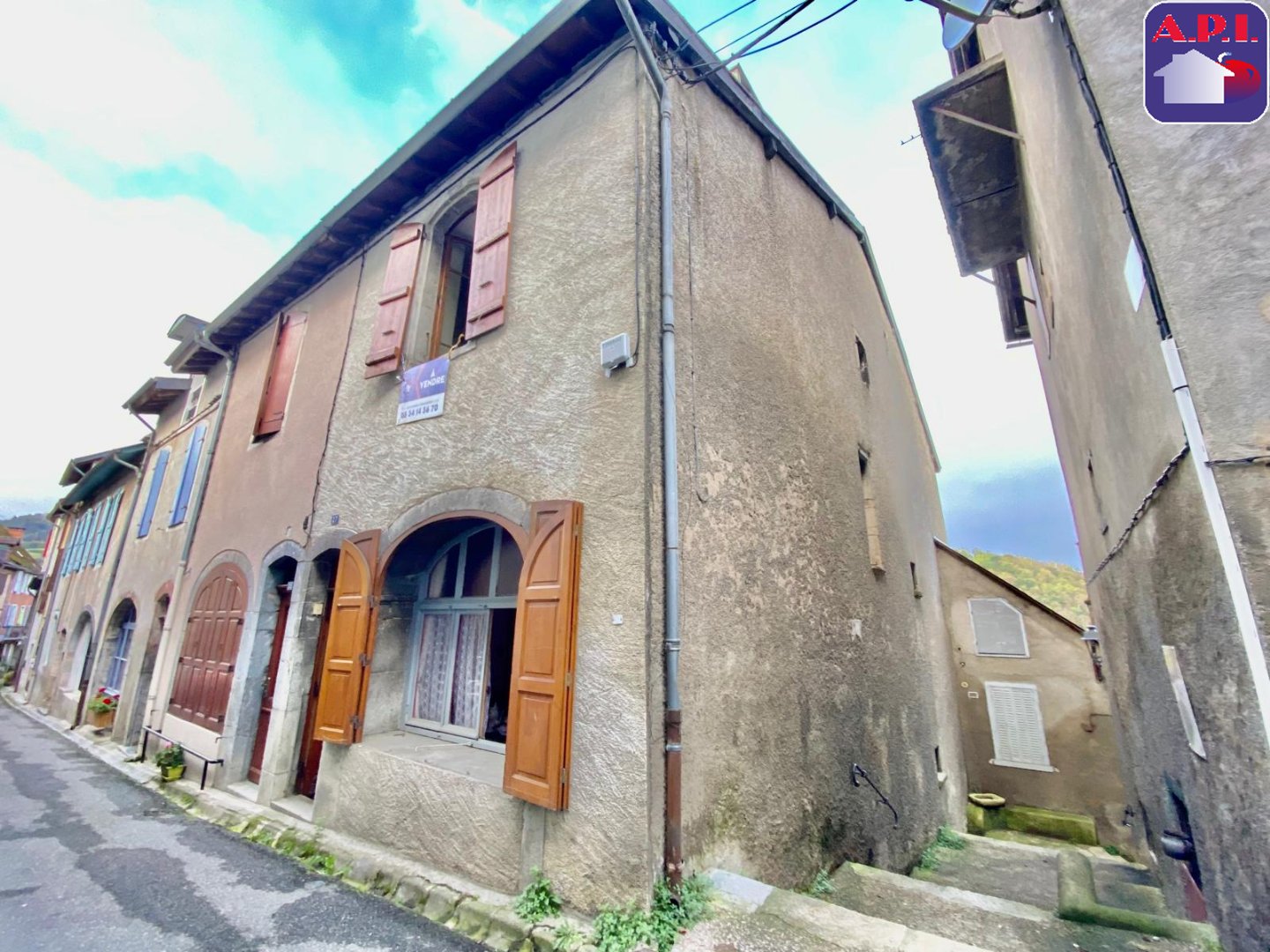 Agence immobilière de ARIEGE PYRENEES IMMOBILIER (API)