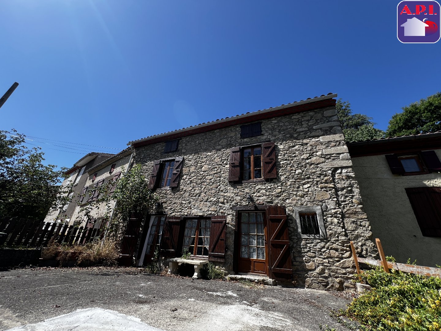 Agence immobilière de ARIEGE PYRENEES IMMOBILIER (API)