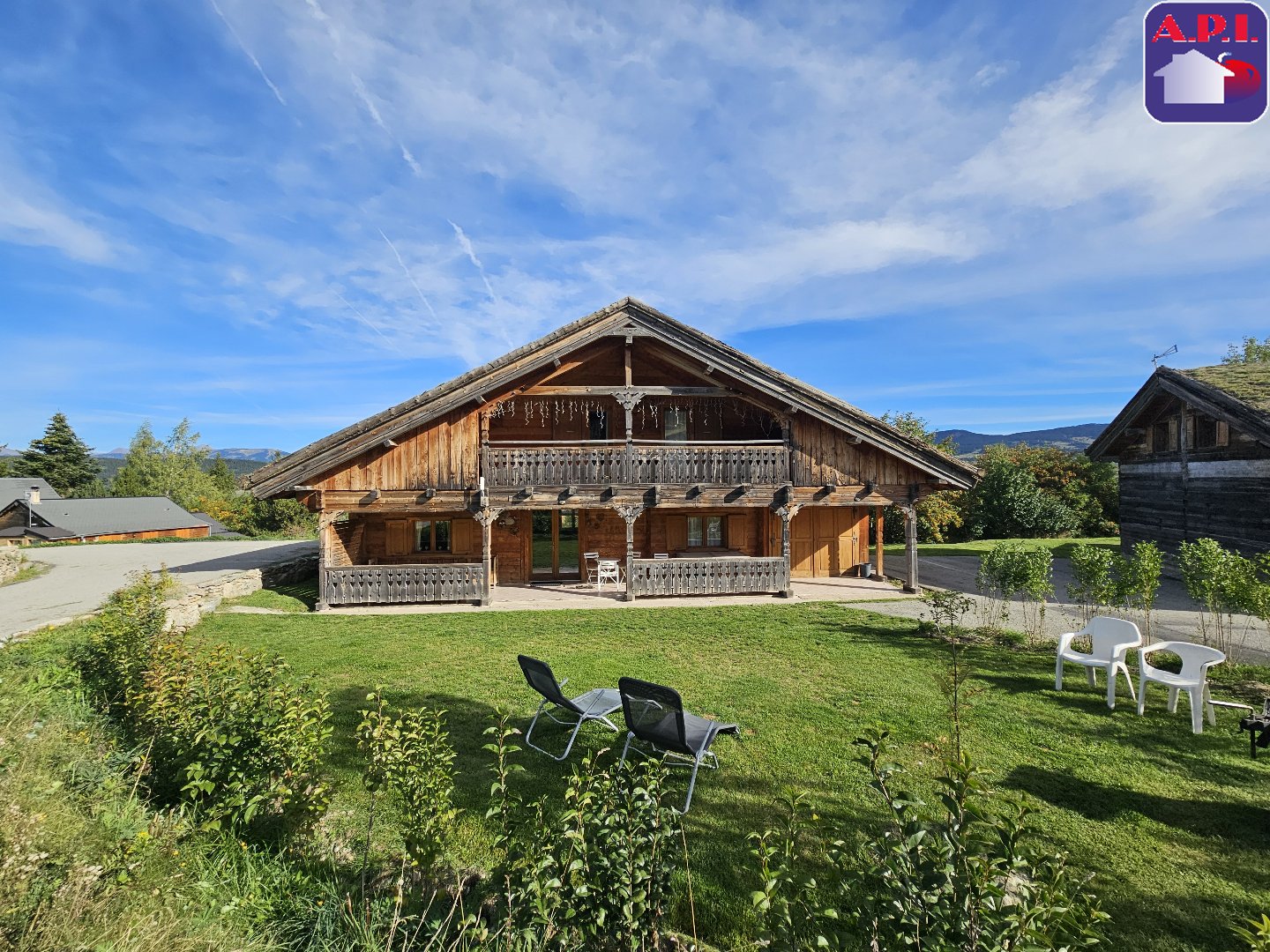 Agence immobilière de ARIEGE PYRENEES IMMOBILIER (API)