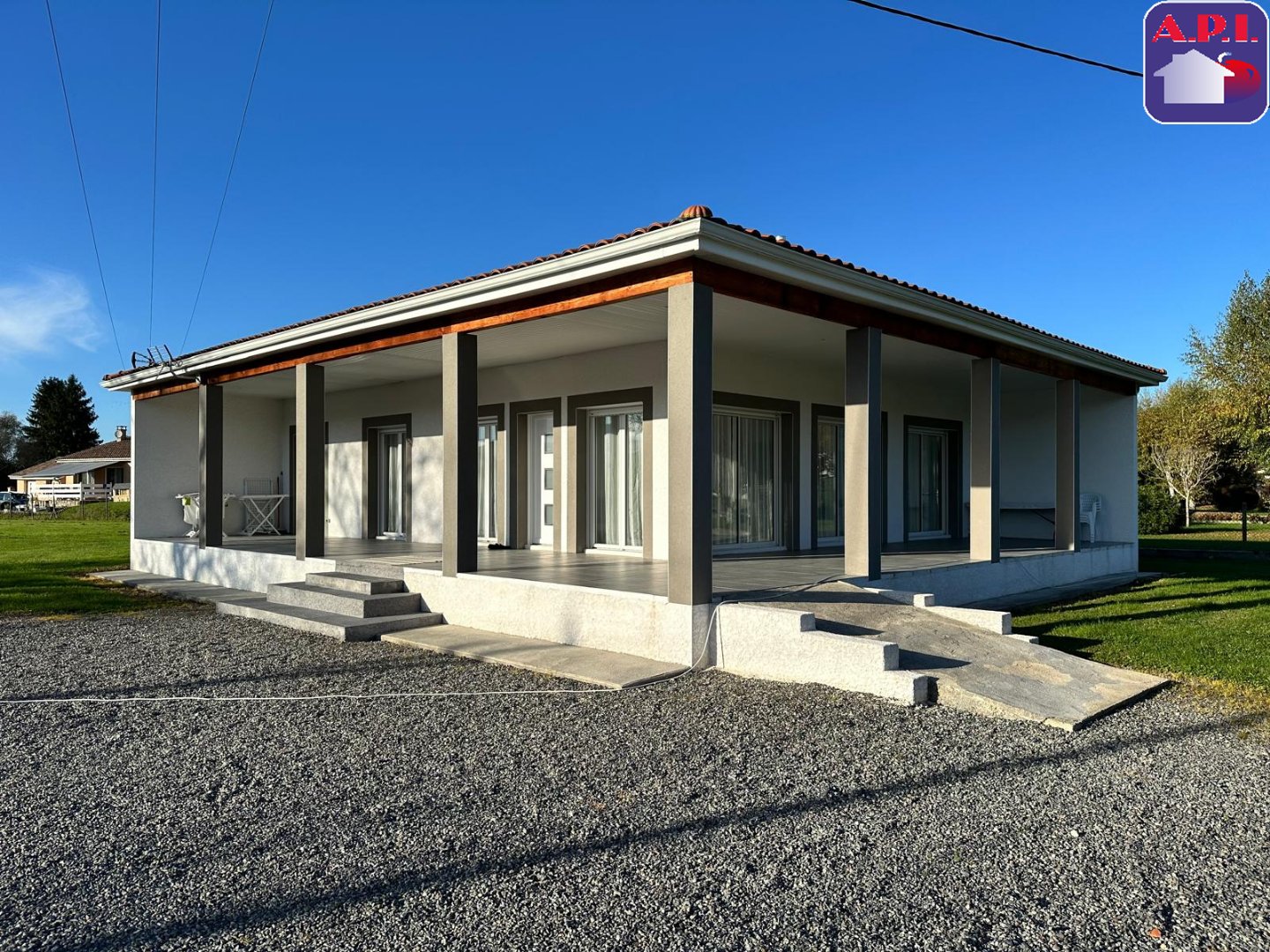 Agence immobilière de ARIEGE PYRENEES IMMOBILIER (API)