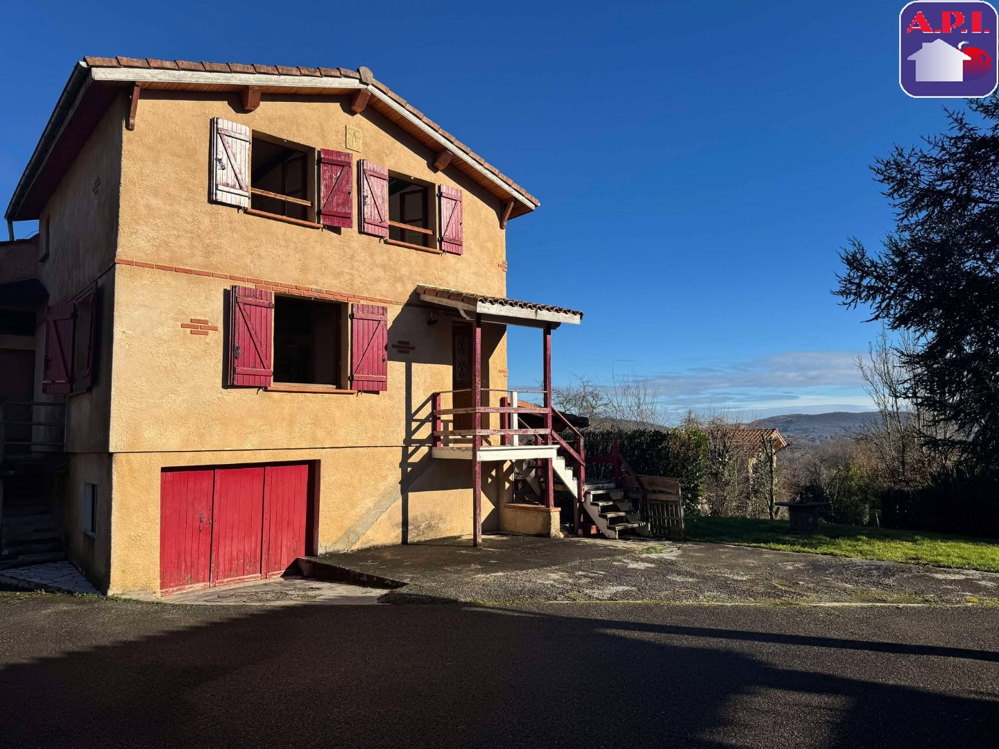 Agence immobilière de ARIEGE PYRENEES IMMOBILIER (API)