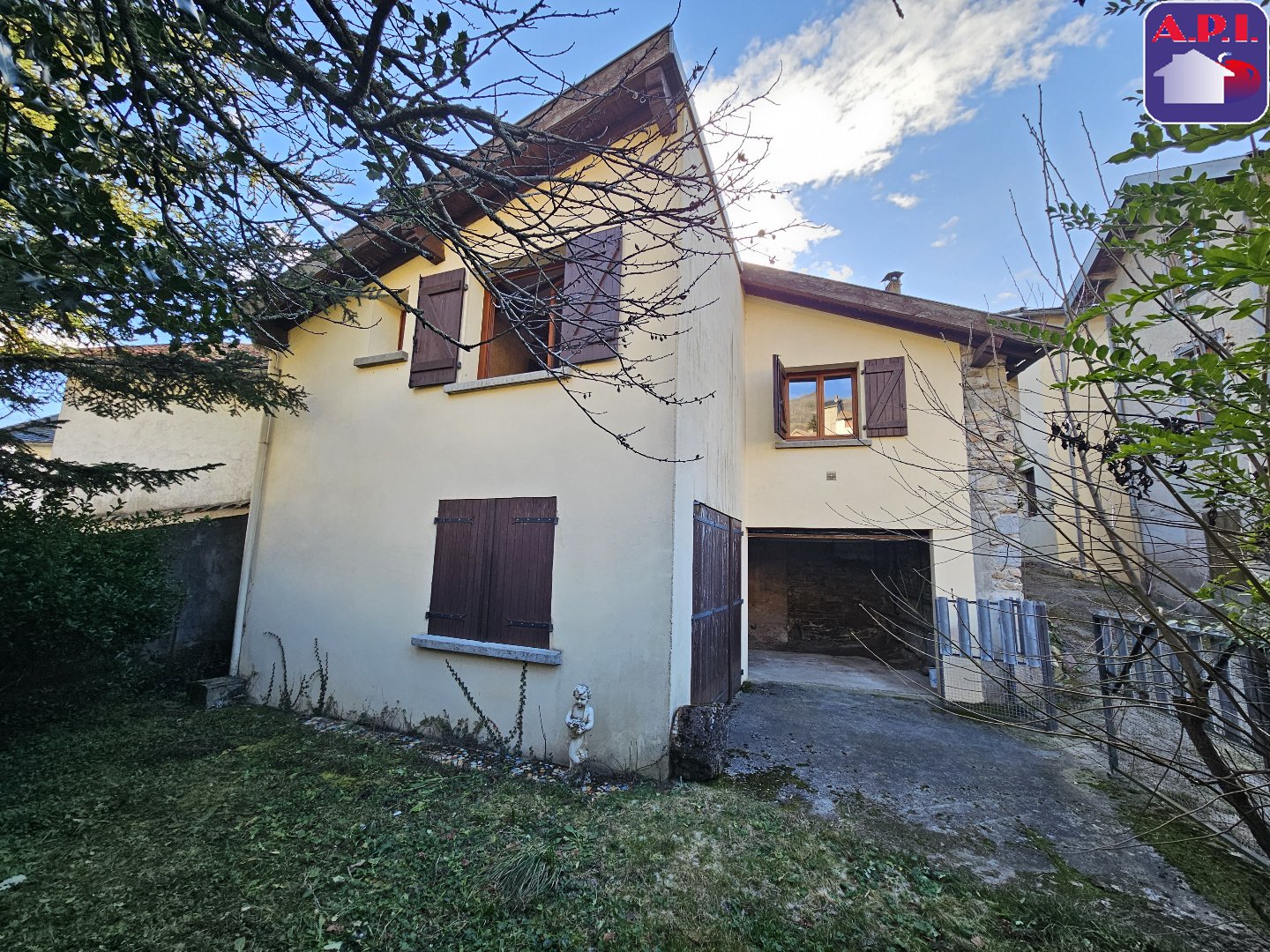 Agence immobilière de ARIEGE PYRENEES IMMOBILIER (API)