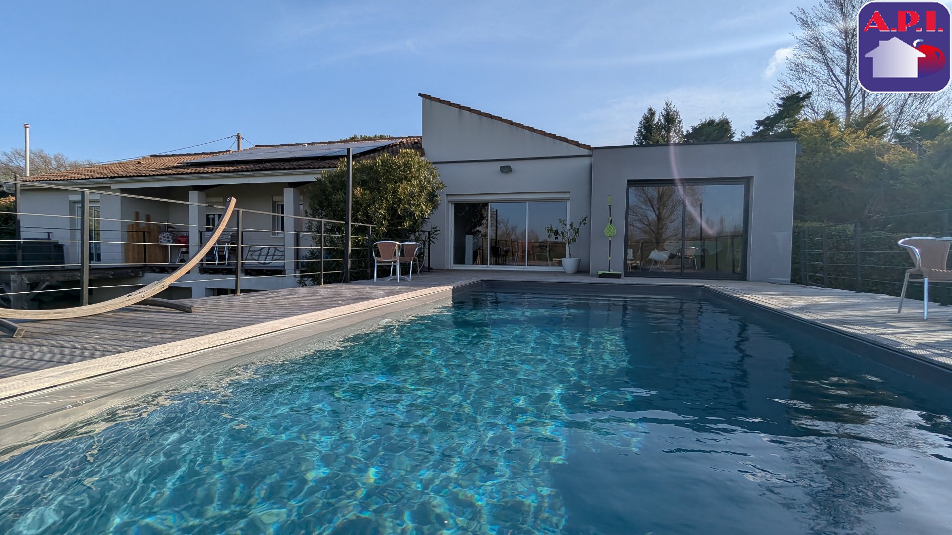 Agence immobilière de ARIEGE PYRENEES IMMOBILIER (API)