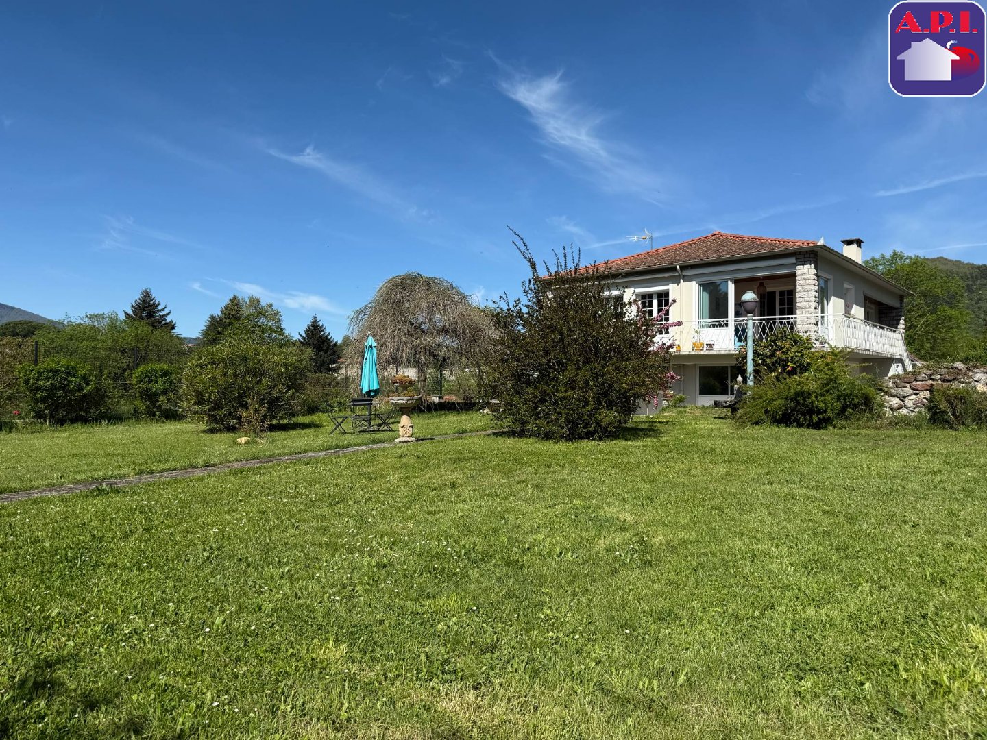 Agence immobilière de ARIEGE PYRENEES IMMOBILIER (API)