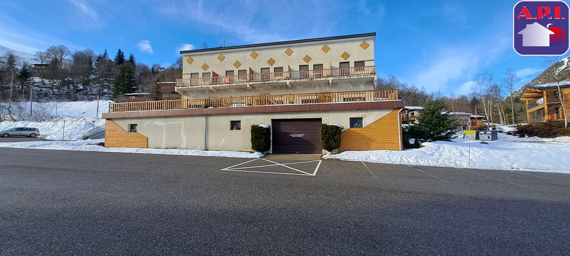 Agence immobilière de ARIEGE PYRENEES IMMOBILIER (API)