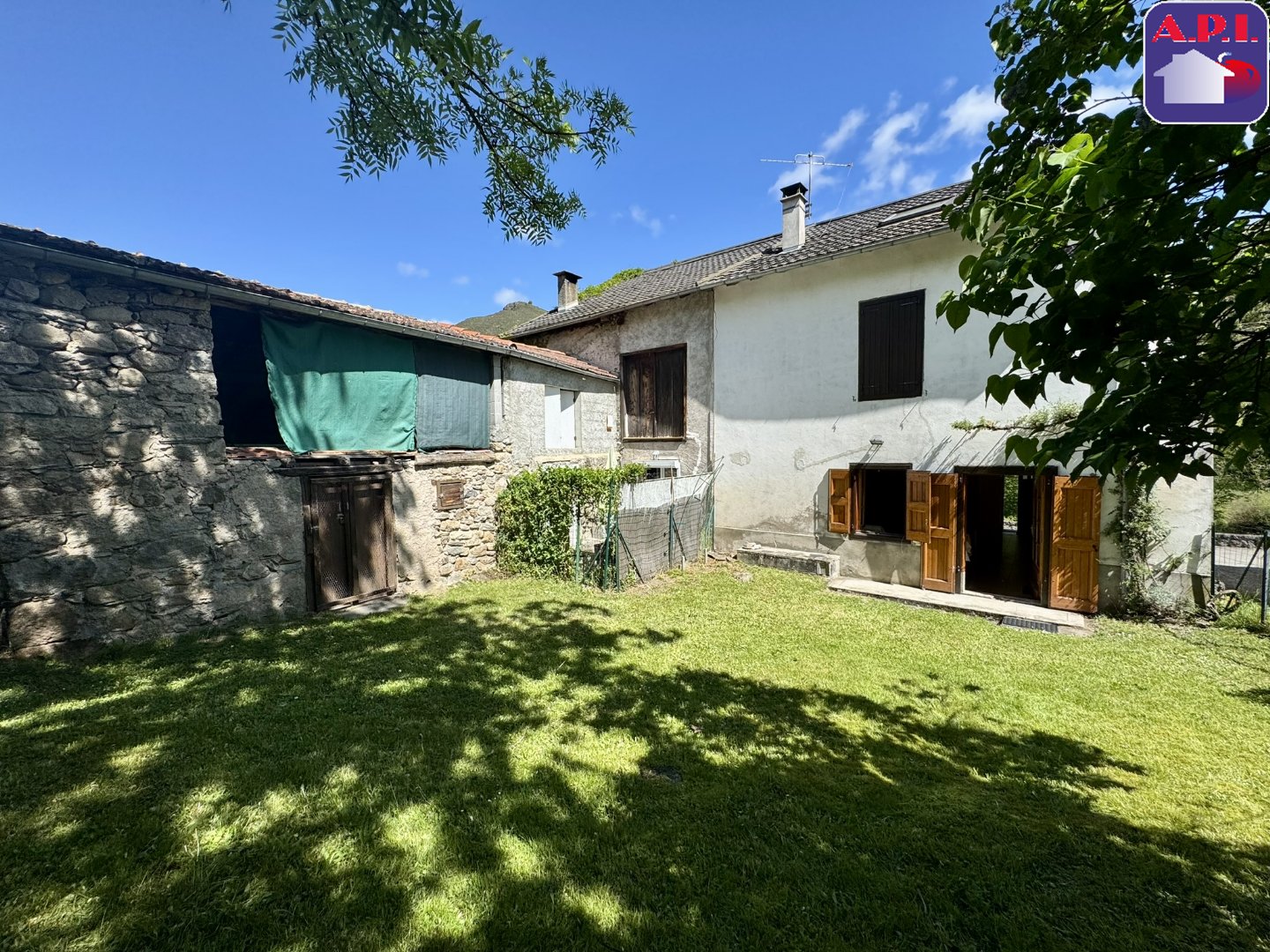 Agence immobilière de ARIEGE PYRENEES IMMOBILIER (API)