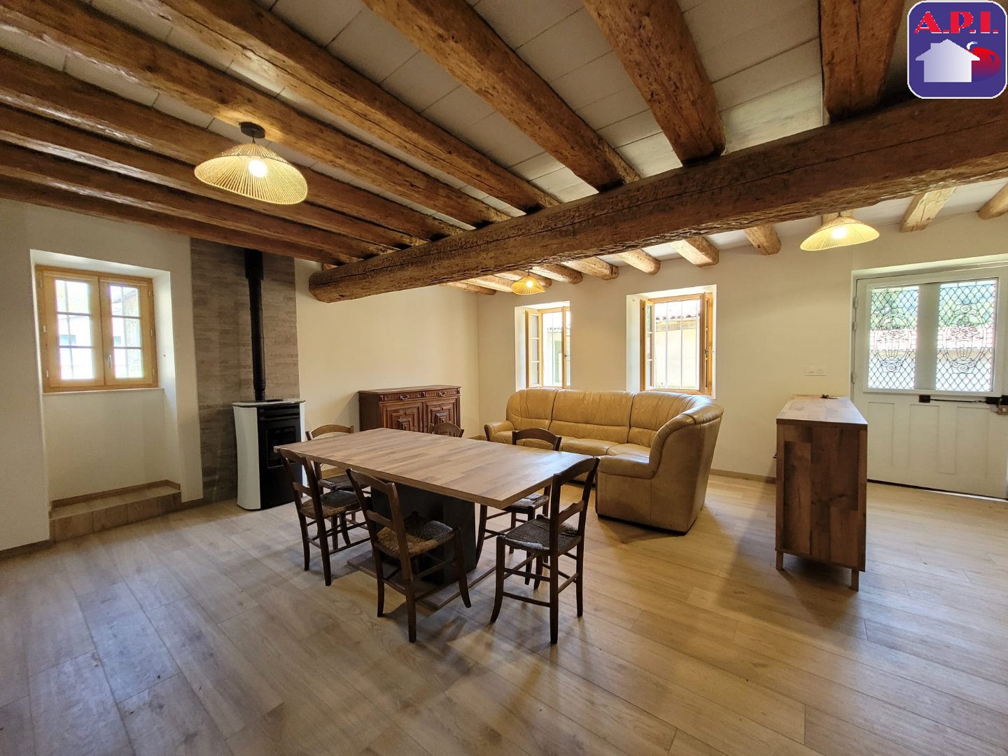 Agence immobilière de ARIEGE PYRENEES IMMOBILIER (API)
