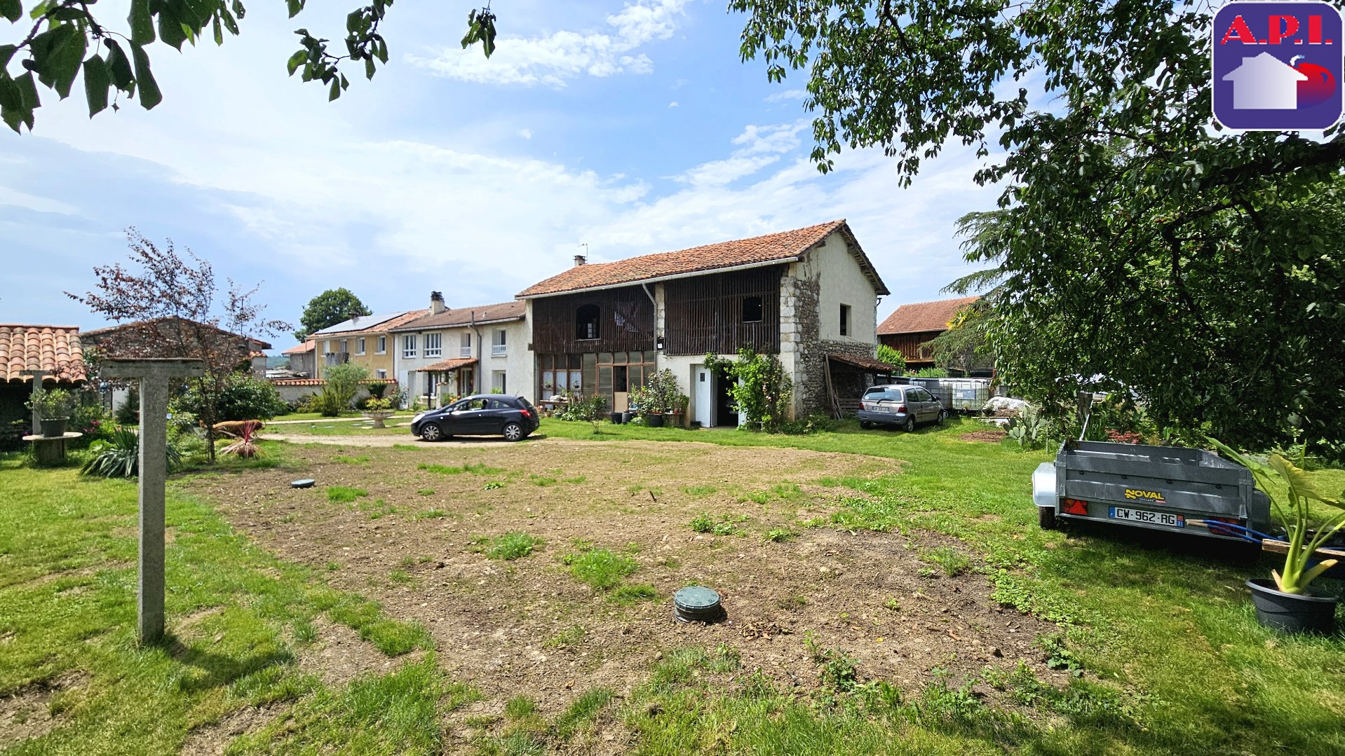 Agence immobilière de ARIEGE PYRENEES IMMOBILIER (API)
