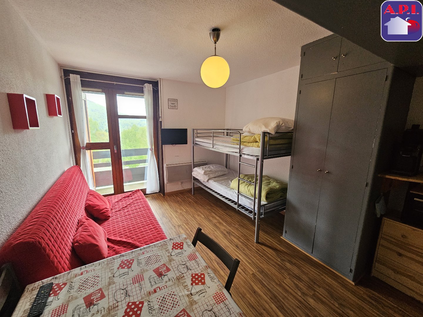 Agence immobilière de ARIEGE PYRENEES IMMOBILIER (API)