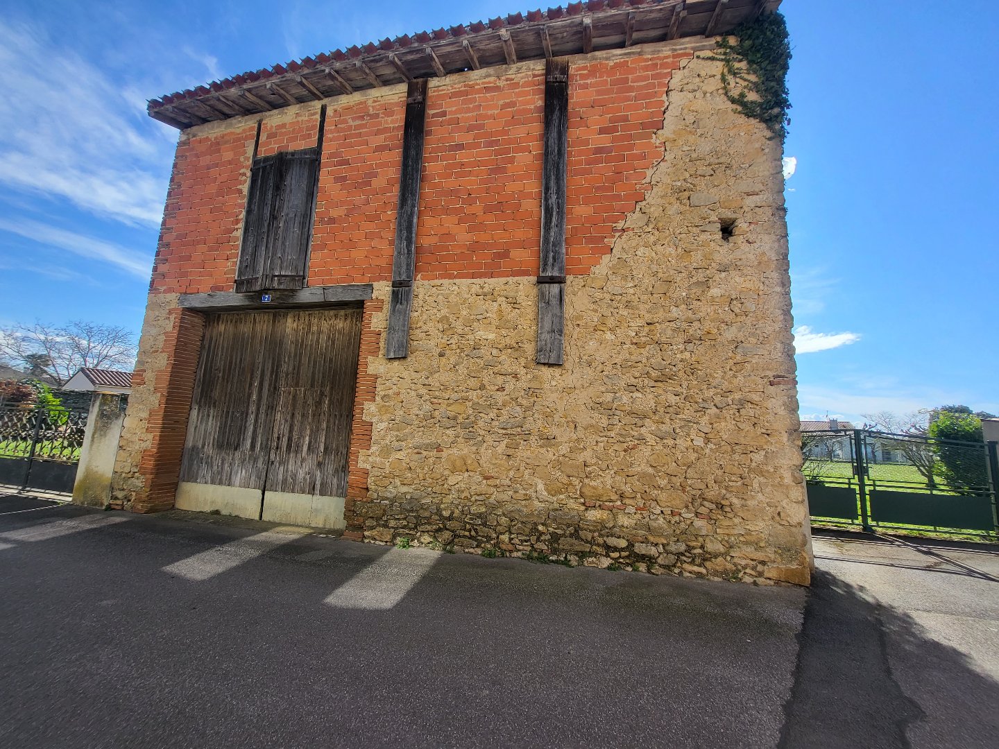 Agence immobilière de ARIEGE PYRENEES IMMOBILIER (API)