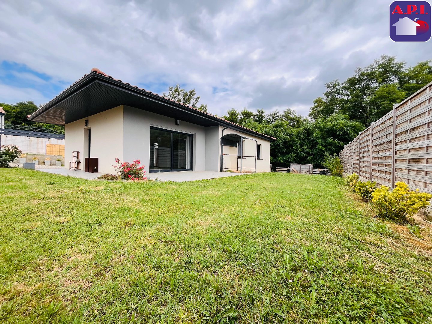 Agence immobilière de ARIEGE PYRENEES IMMOBILIER (API)