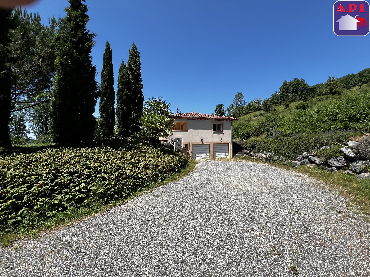 Agence immobilière de ARIEGE PYRENEES IMMOBILIER (API)