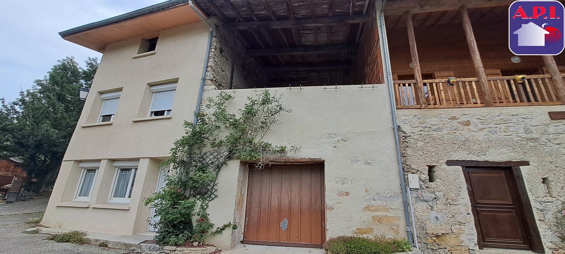 Agence immobilière de ARIEGE PYRENEES IMMOBILIER (API)