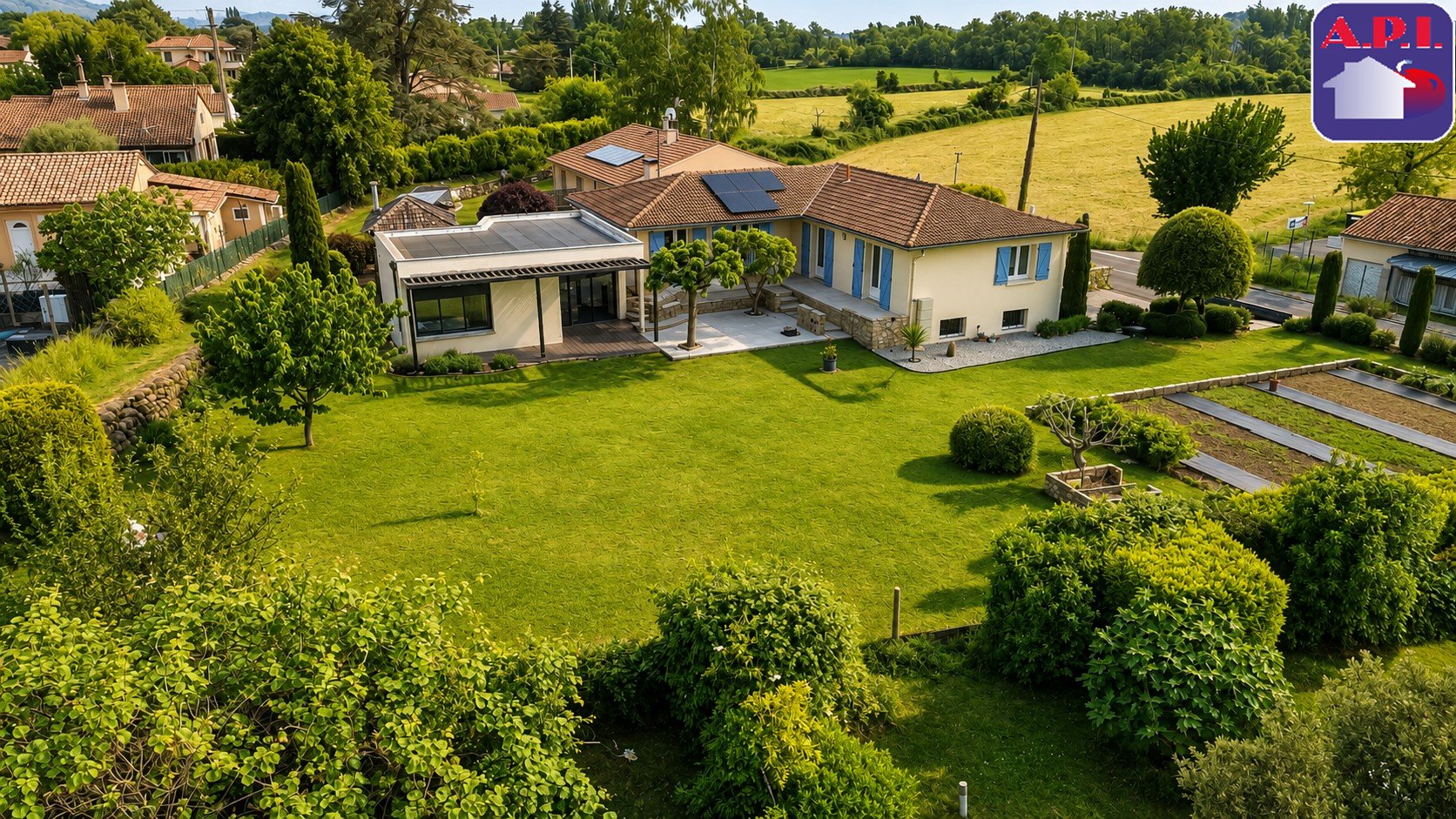 Agence immobilière de ARIEGE PYRENEES IMMOBILIER (API)