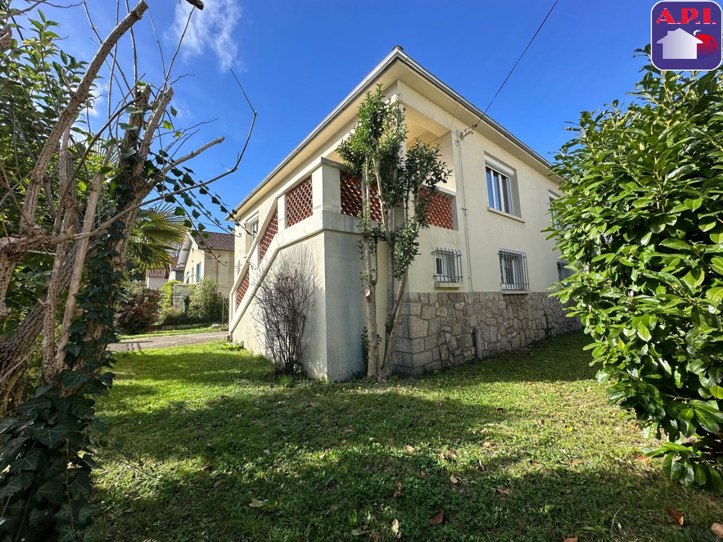 Agence immobilière de ARIEGE PYRENEES IMMOBILIER (API)