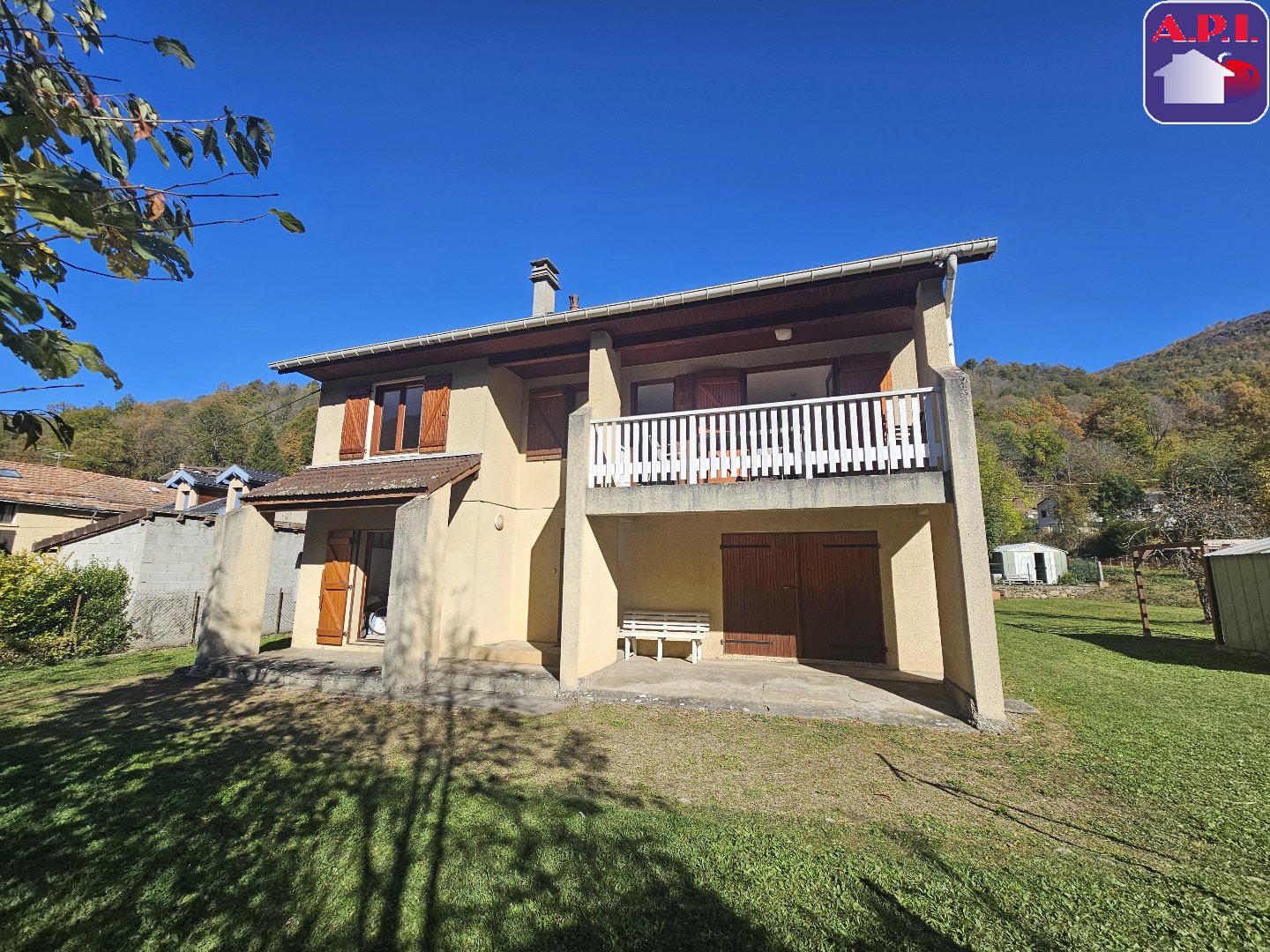 Agence immobilière de ARIEGE PYRENEES IMMOBILIER (API)