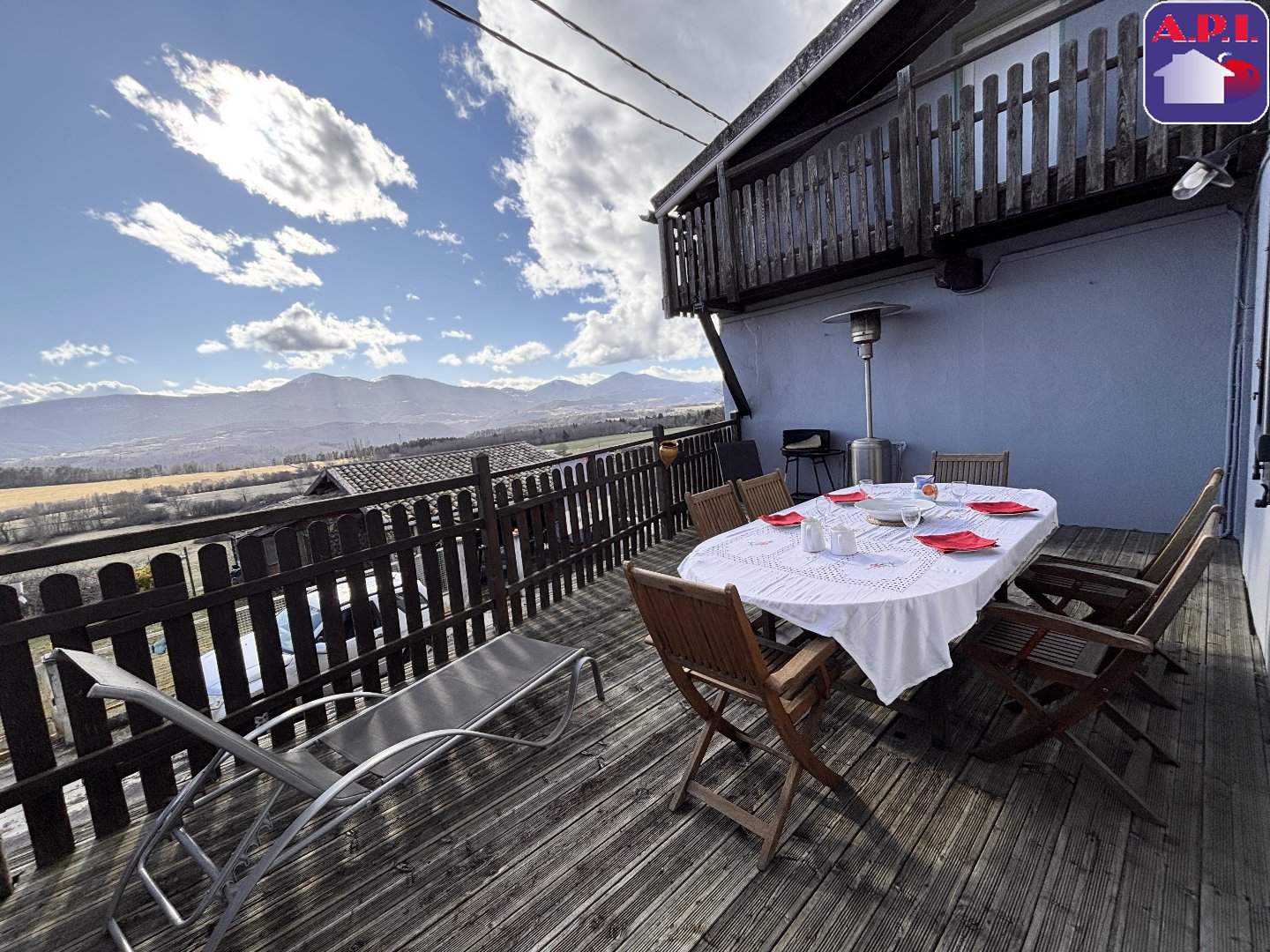 Agence immobilière de ARIEGE PYRENEES IMMOBILIER (API)