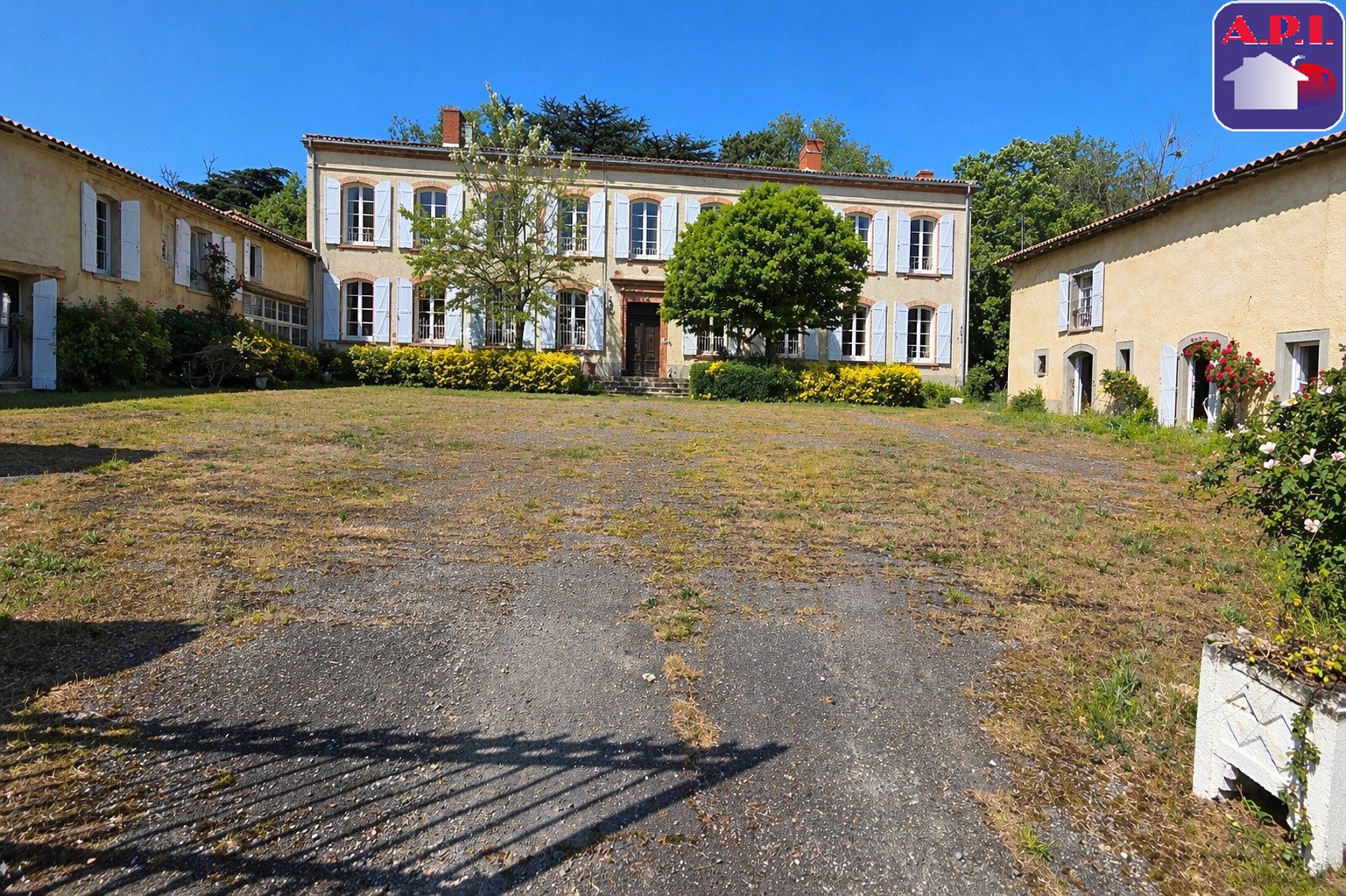 Agence immobilière de ARIEGE PYRENEES IMMOBILIER (API)