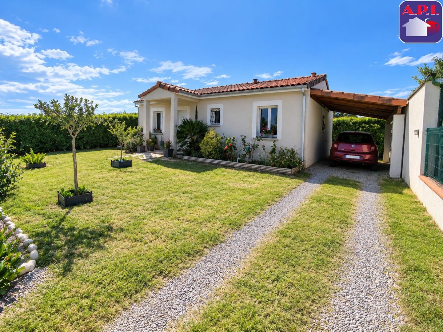 Agence immobilière de ARIEGE PYRENEES IMMOBILIER (API)