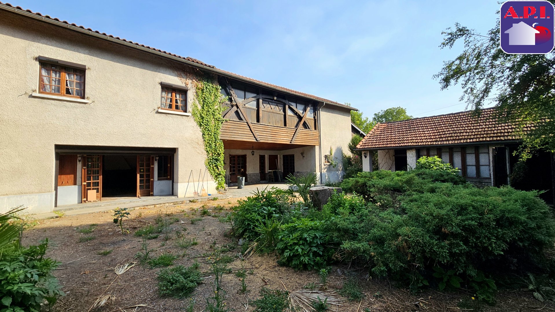 Agence immobilière de ARIEGE PYRENEES IMMOBILIER (API)