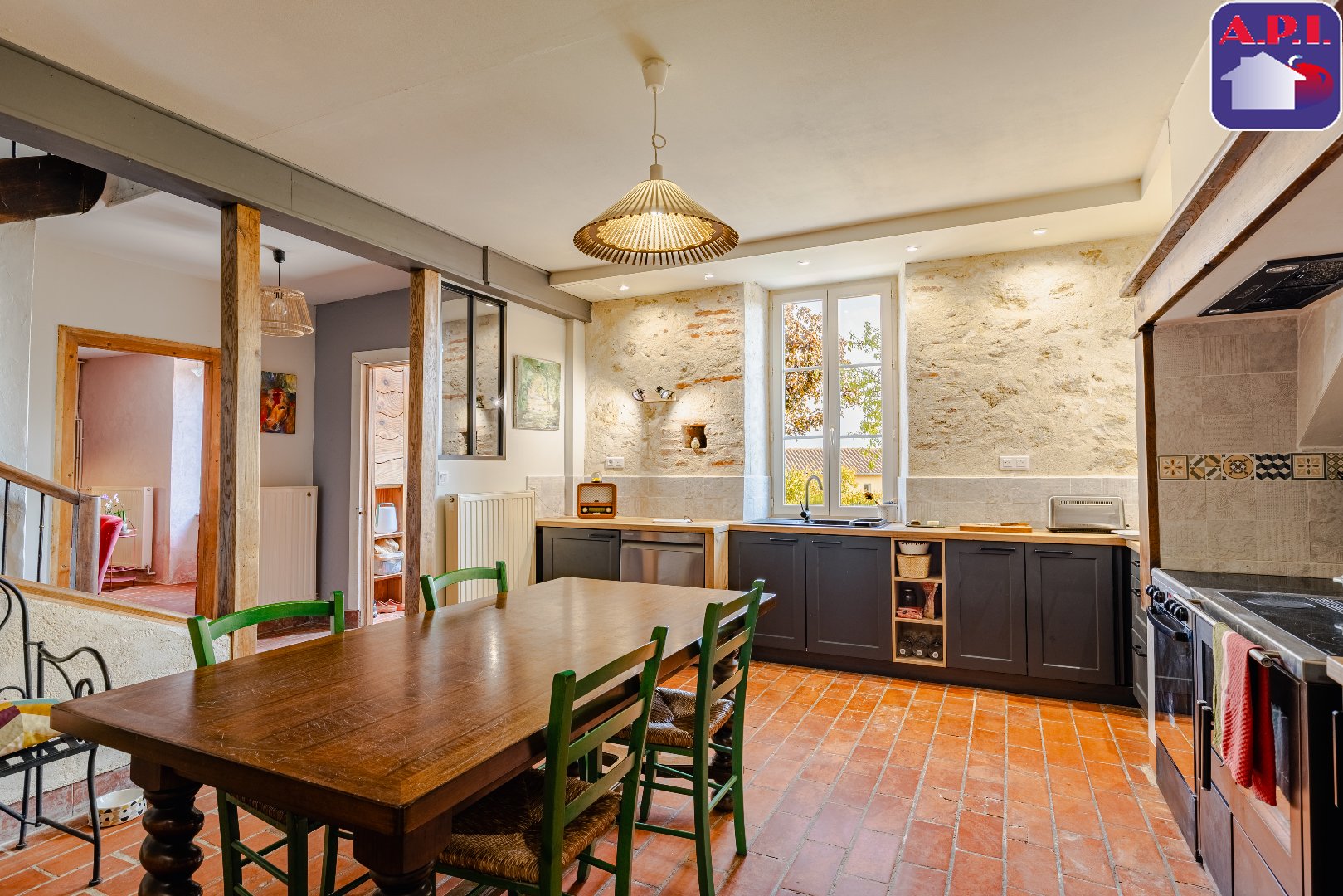 Agence immobilière de ARIEGE PYRENEES IMMOBILIER (API)