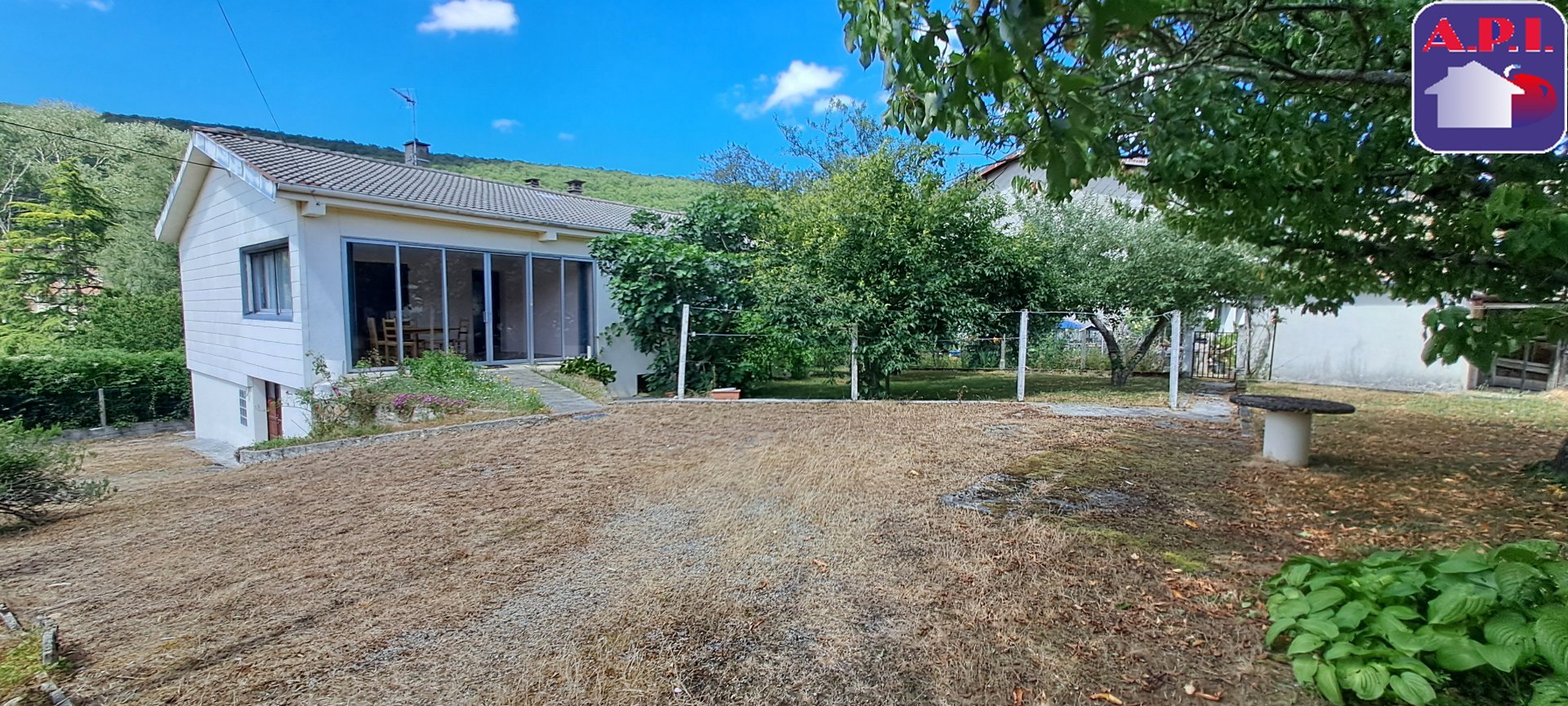 Agence immobilière de ARIEGE PYRENEES IMMOBILIER (API)
