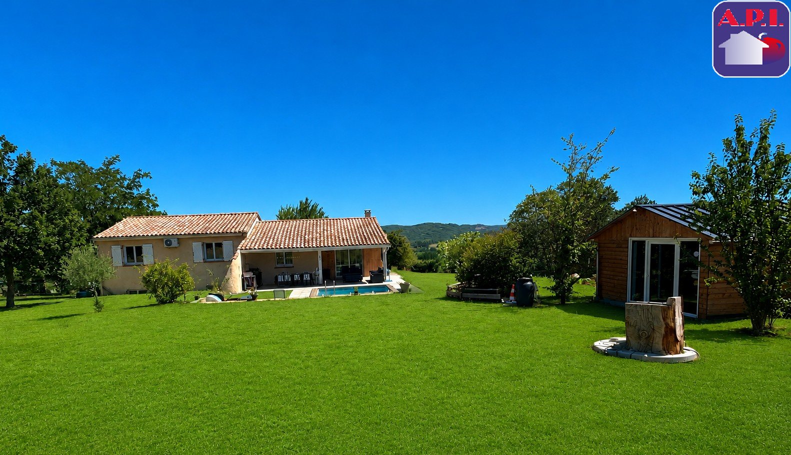 Agence immobilière de ARIEGE PYRENEES IMMOBILIER (API)