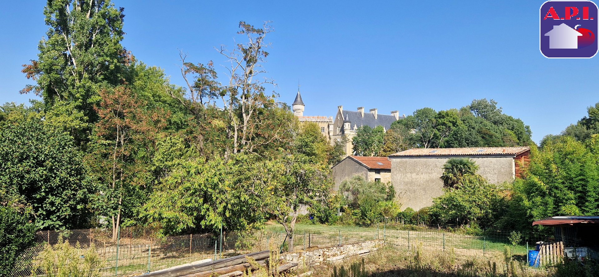 Agence immobilière de ARIEGE PYRENEES IMMOBILIER (API)