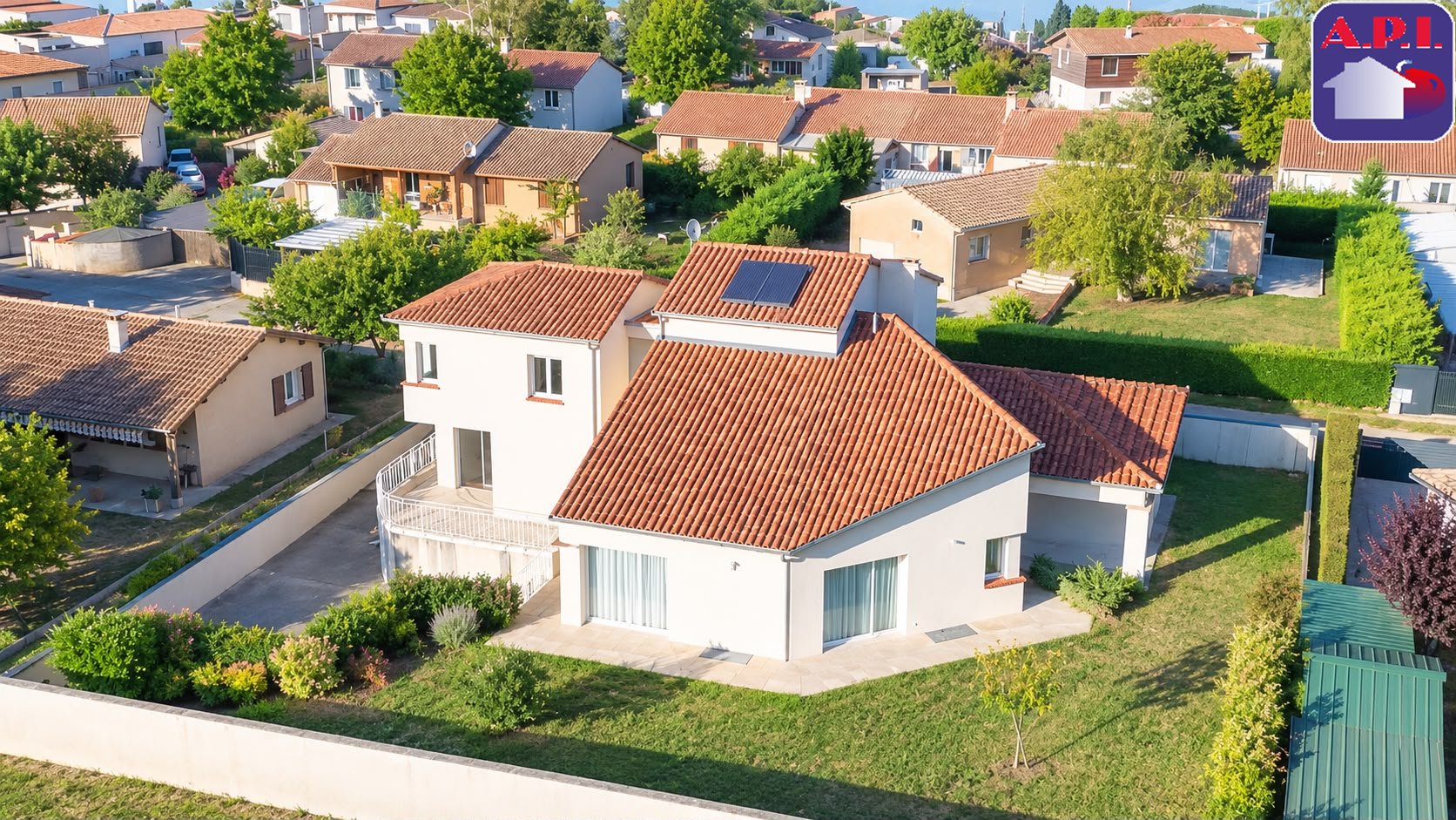 Agence immobilière de ARIEGE PYRENEES IMMOBILIER (API)
