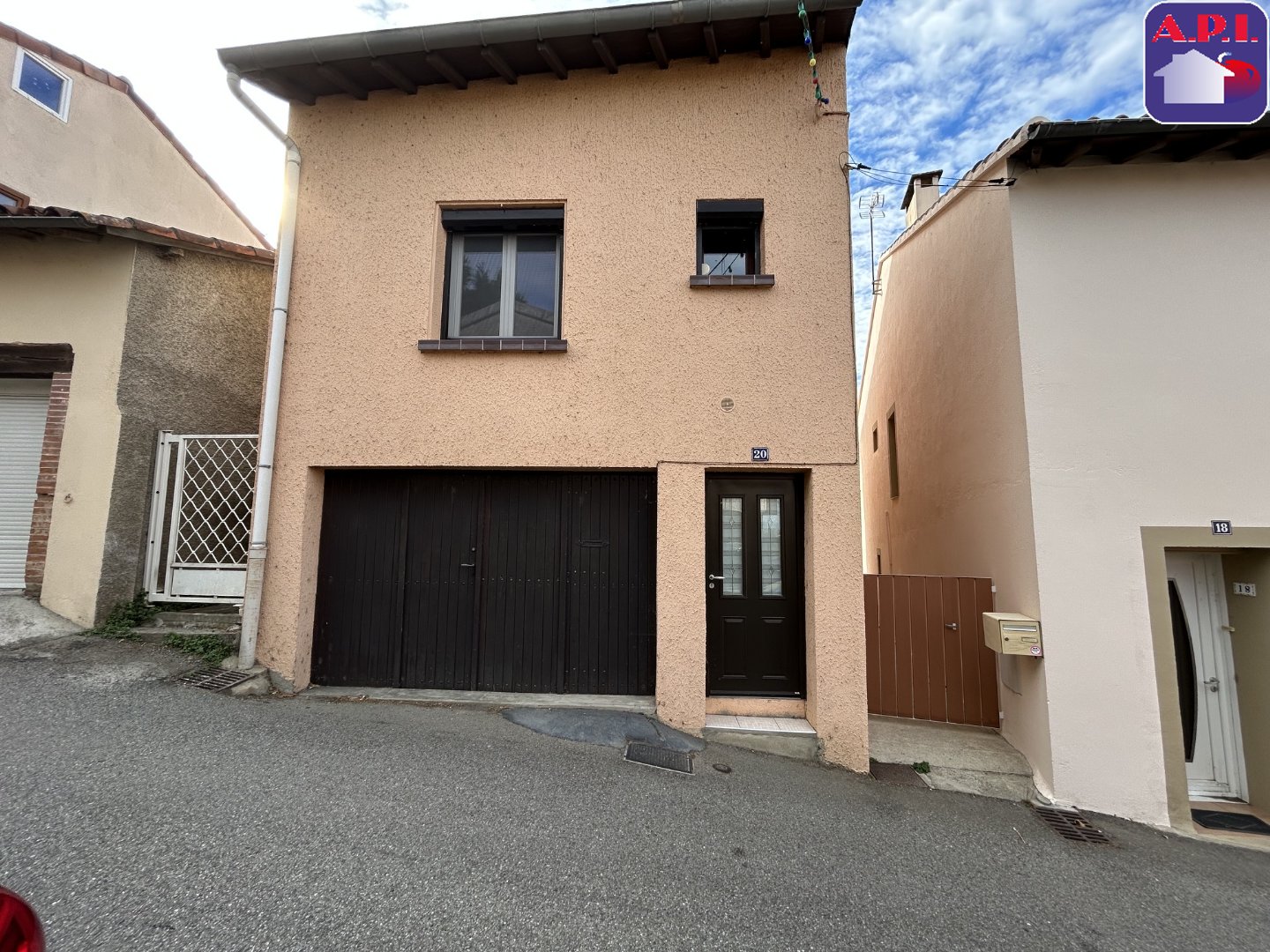 Agence immobilière de ARIEGE PYRENEES IMMOBILIER (API)