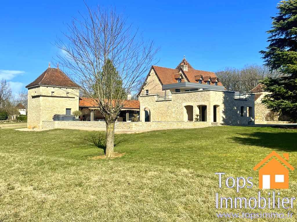 Maison 249m² — Villeneuve