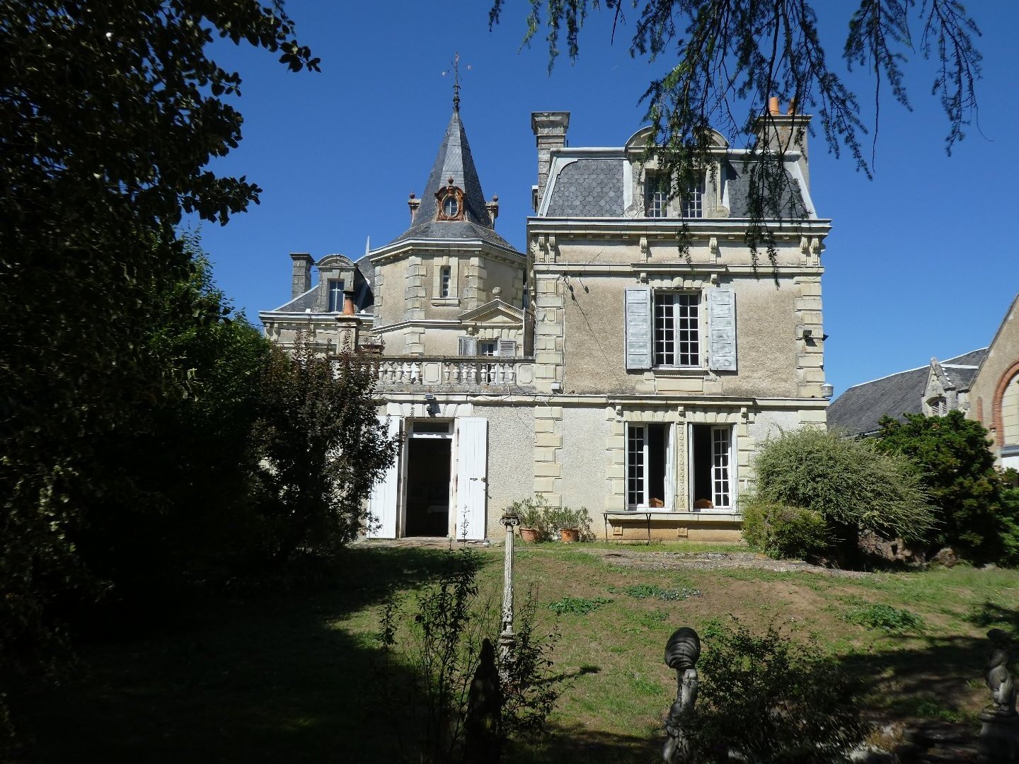 Maison 265m² — Irais