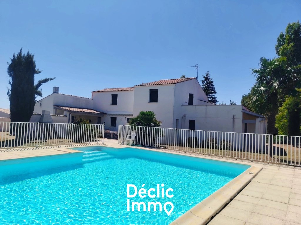 Maison 230m² — Saint-Vaize