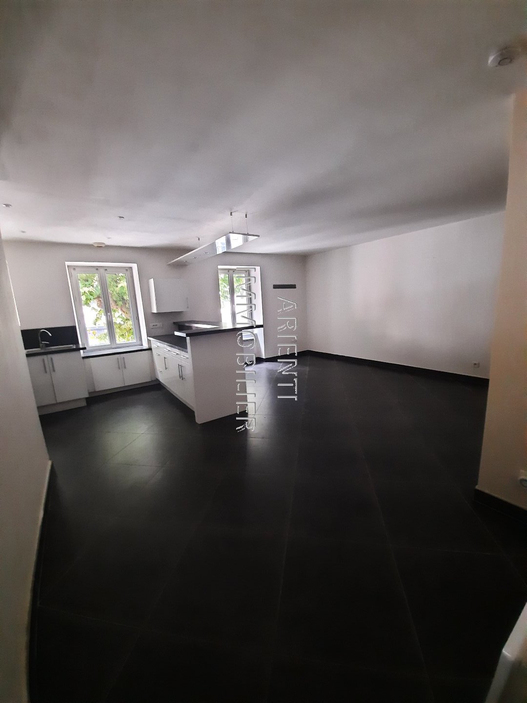 Agence immobilière de OFFICE IMMOBILIER ARIENTI